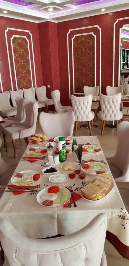 Отель Eleganti Батуми Экстерьер фото